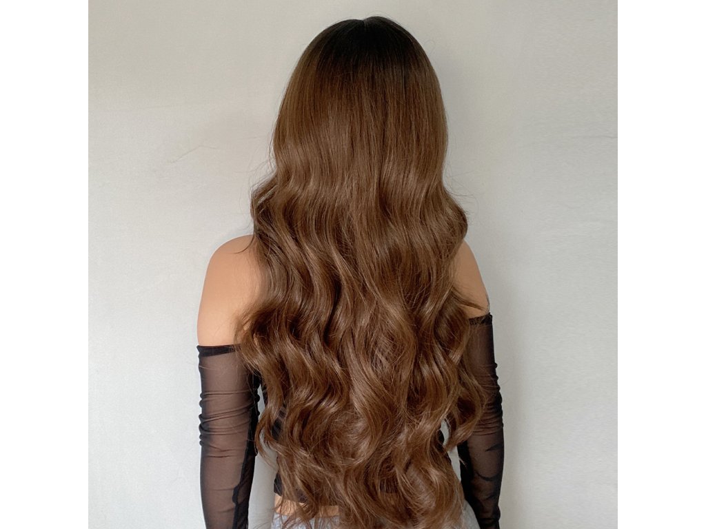 Dlouhá vlnitá hnědá paruka Nora se síťkou (lace front)