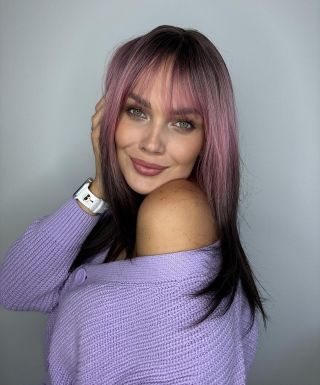 Double růžovo-černá mikádo paruka Sami s elegantní ofinou💜💜💜 Tuto a další fashion paruky ve všech odstínech objednáte na...